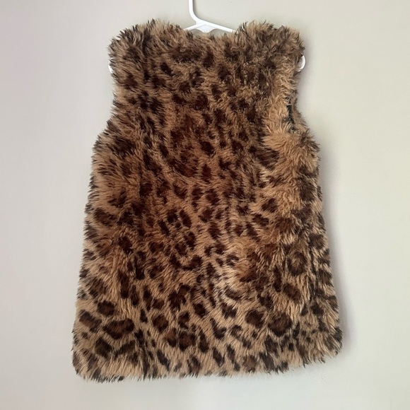Cherokee | Girls Animal Print Faux Fur Vest | S/P - Picture 3 of 12